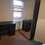 Gorgeous Home 4 Bedrooms W Parking