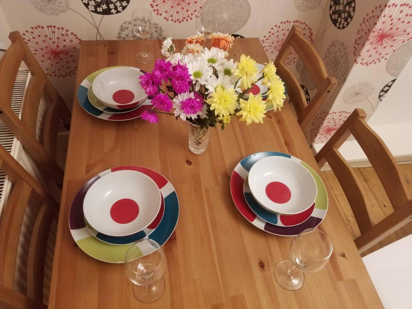 Gorgeous 4 Bedrooms W Parking Reading